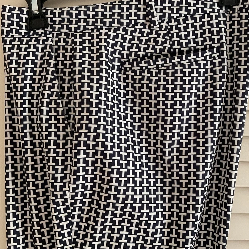 TORY BURCH SPORT NAVY BLUE/WHITE LOGO ANKLE LENGTH PANTS SIZE US 14